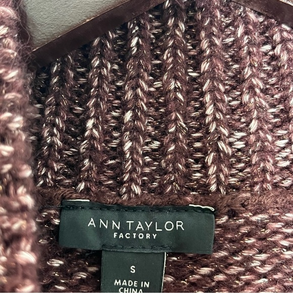 Ann Taylor Size Small Mockneck Maroon Sparkle Heavy Knit Sweater - Picture 4 of 6